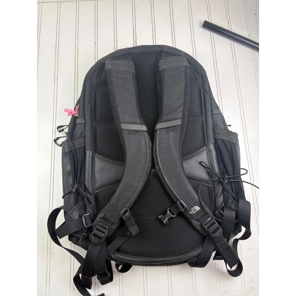 The North Face Black Borealis Luxe Hiking Travel Unisex Backpack $150